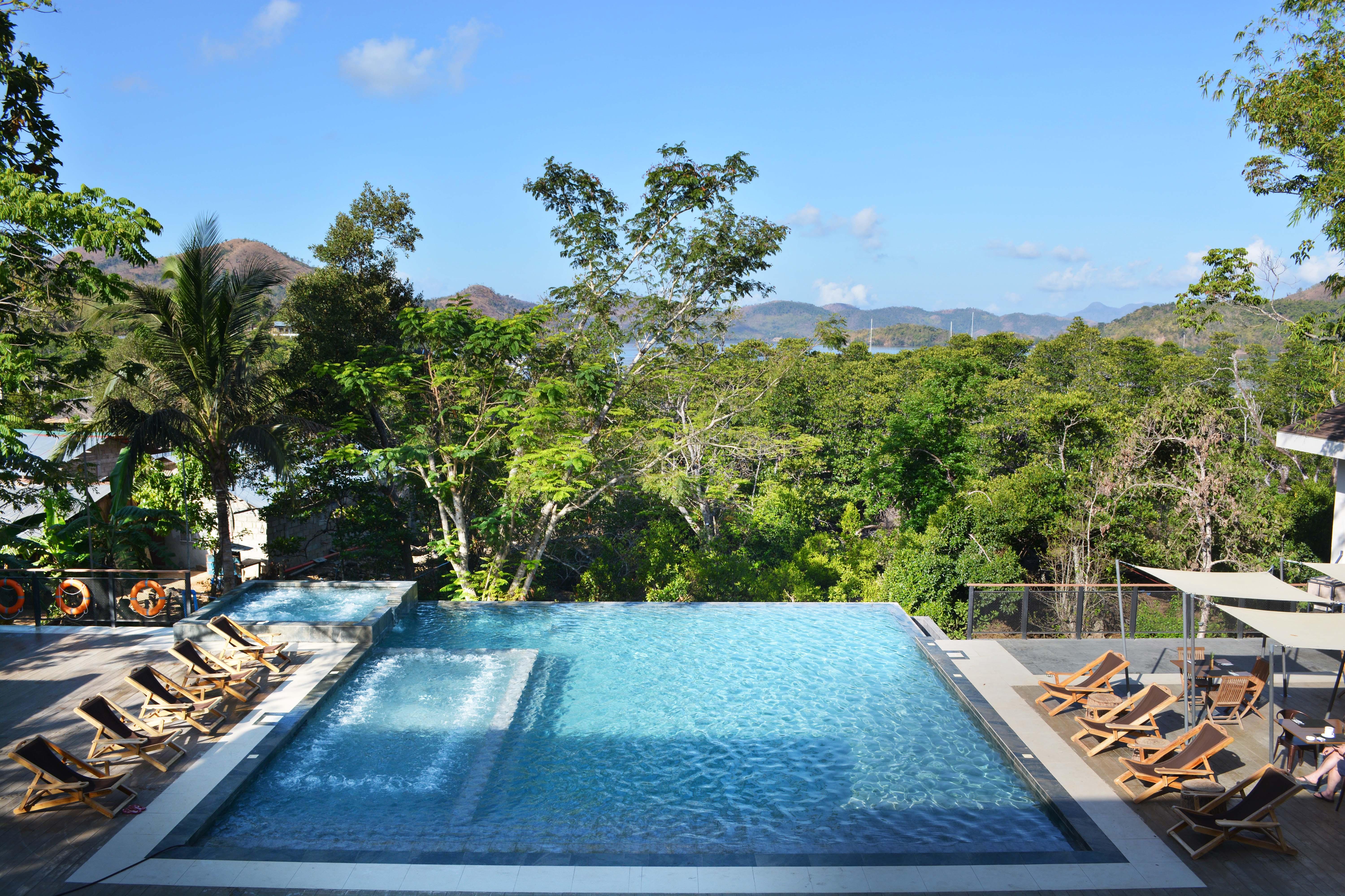The Funny Lion - Coron Hotel Exterior foto