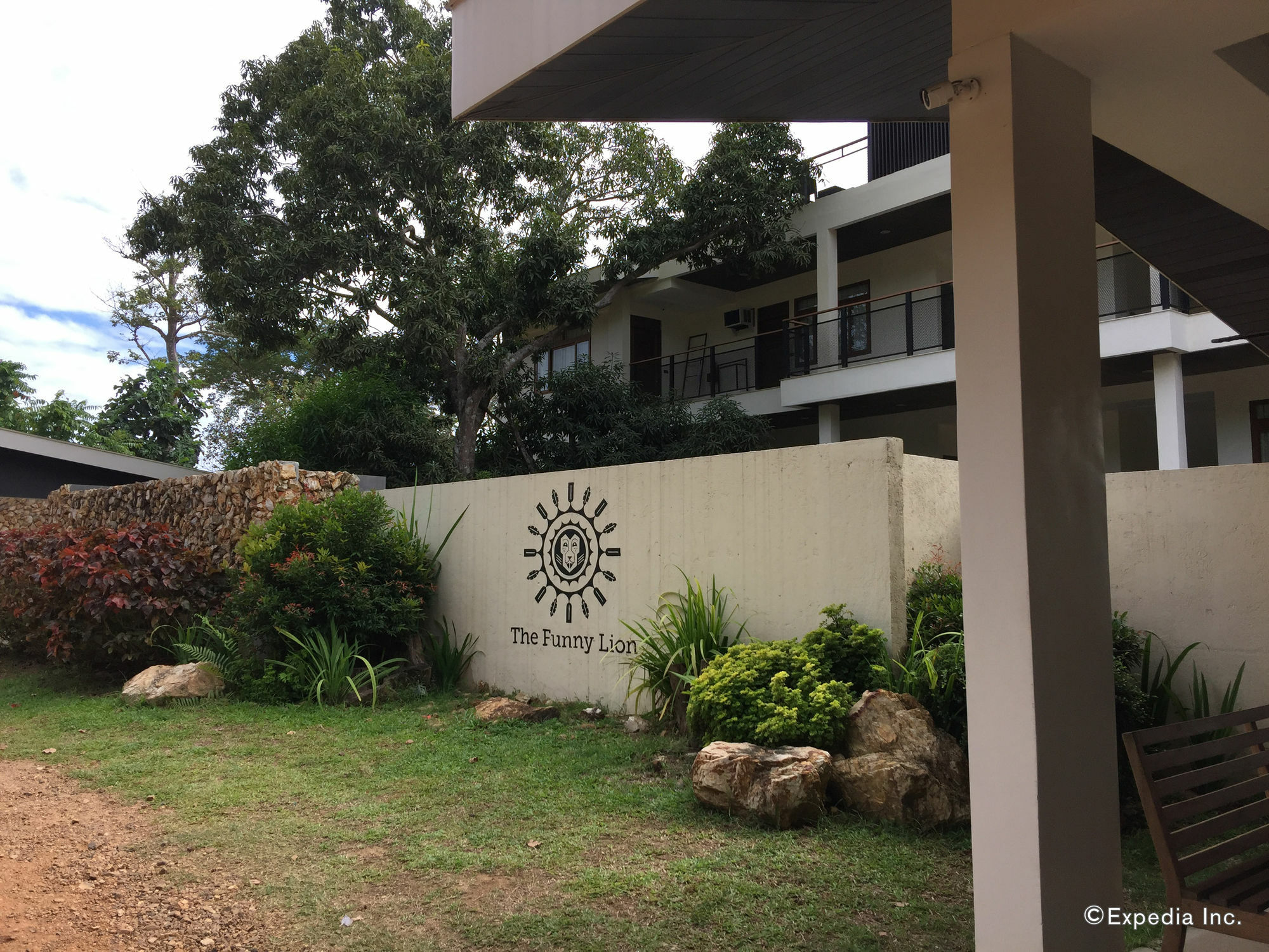 The Funny Lion - Coron Hotel Exterior foto
